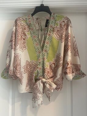 Aakaa Cream, Green & Brown Paisley Tie-Front Blouse